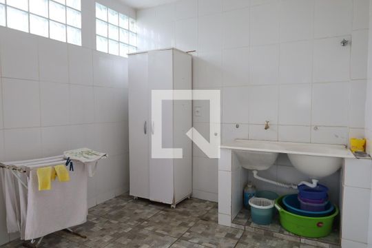 Área de serviço
de casa à venda com 4 quartos, 208m² em Camargos, Belo Horizonte