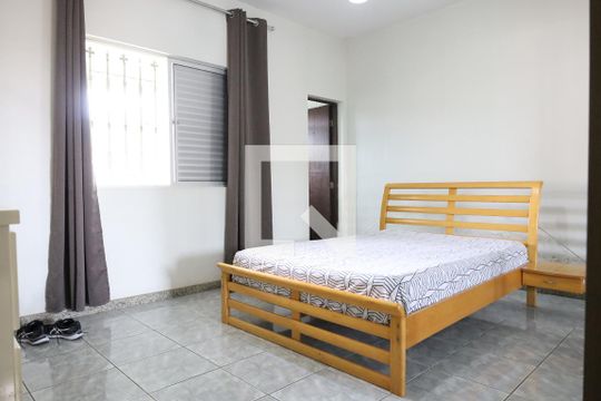 Quarto de casa à venda com 4 quartos, 208m² em Camargos, Belo Horizonte