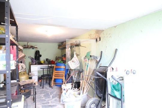 Garagem de casa à venda com 4 quartos, 208m² em Camargos, Belo Horizonte