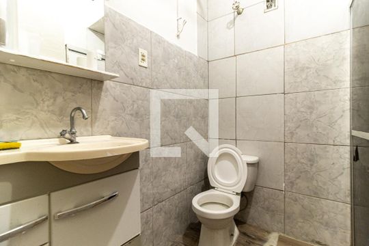 Banheiro de kitnet/studio à venda com 1 quarto, 32m² em Santa Efigênia, São Paulo