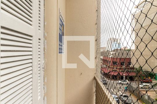 Varanda de kitnet/studio à venda com 1 quarto, 32m² em Santa Efigênia, São Paulo