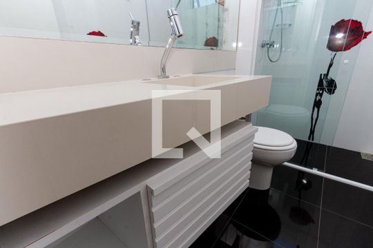 Banheiro 1 de apartamento para alugar com 3 quartos, 94m² em Campinas, São José