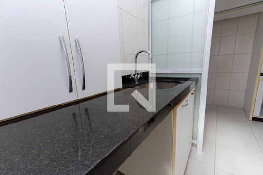 Área de Serviço de apartamento para alugar com 3 quartos, 94m² em Campinas, São José