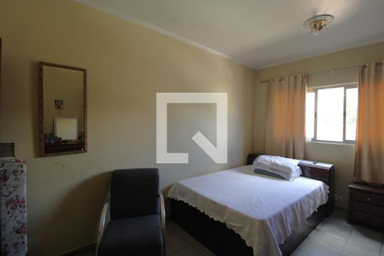 Quarto 1 de casa à venda com 4 quartos, 270m² em Jardim Santa Cruz (campo Grande), São Paulo