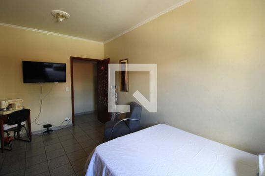 Quarto 1 de casa à venda com 4 quartos, 270m² em Jardim Santa Cruz (campo Grande), São Paulo