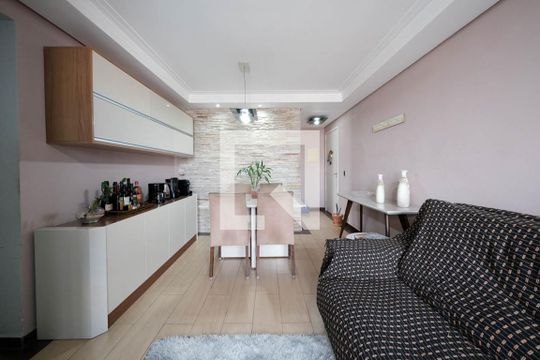 Sala de apartamento à venda com 3 quartos, 65m² em Vila Talarico, São Paulo