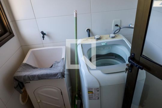 Área de Serviço de apartamento para alugar com 1 quarto, 55m² em Saco dos Limões, Florianópolis