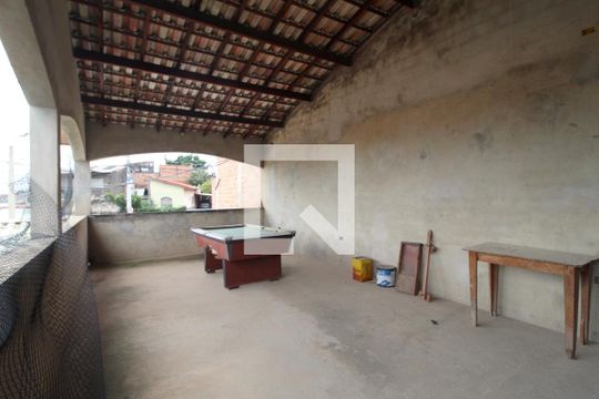 Salão de casa para alugar com 3 quartos, 240m² em Vila Barão, Sorocaba