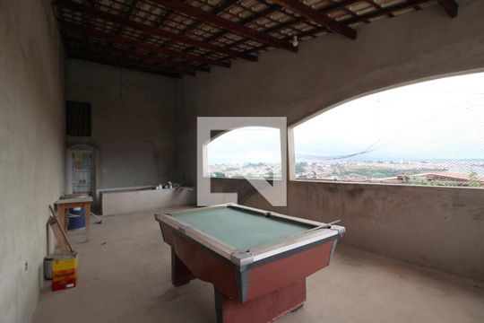 Salão de casa para alugar com 3 quartos, 240m² em Vila Barão, Sorocaba
