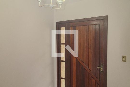 Casa de Condomínio para alugar com 3 quartos, 100m² em Vila Nova, Porto Alegre