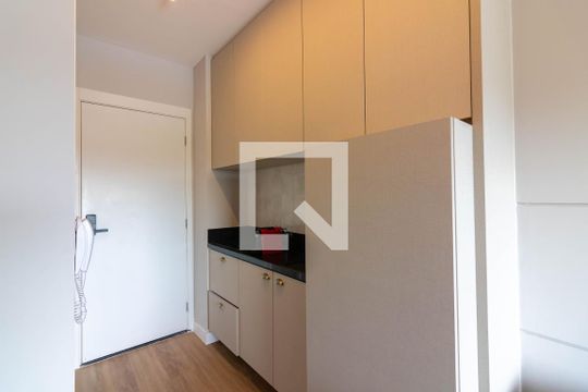 Cozinha  de kitnet/studio à venda com 1 quarto, 29m² em Jardim das Acacias, São Paulo