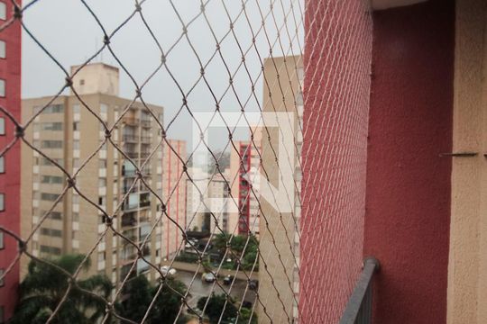 Sala de apartamento para alugar com 3 quartos, 68m² em Jardim Celeste, São Paulo