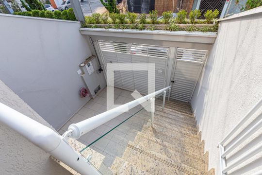 Frente do Imóvel de casa à venda com 2 quartos, 225m² em Silveira, Santo André