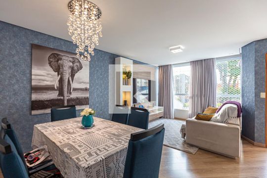 Casa à venda com 2 quartos, 225m² em Silveira, Santo André