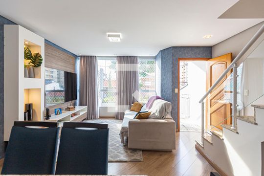 Sala de casa à venda com 2 quartos, 225m² em Silveira, Santo André