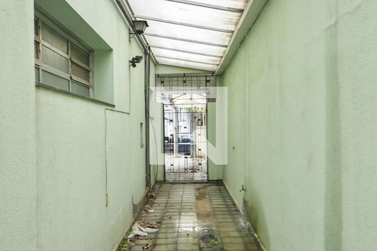 Quintal de casa à venda com 5 quartos, 276m² em Campo Belo, São Paulo