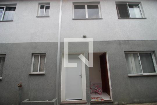 Fachada de apartamento à venda com 2 quartos, 60m² em Estância Velha, Canoas