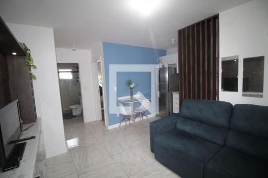 Sala de apartamento à venda com 2 quartos, 60m² em Estância Velha, Canoas