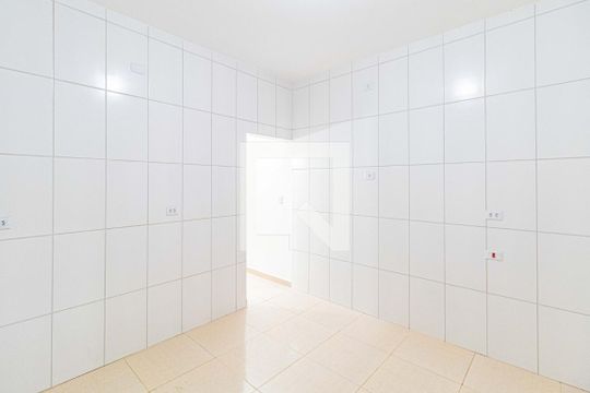 Cozinha de casa para alugar com 2 quartos, 100m² em Jardim das Esmeraldas, São Paulo