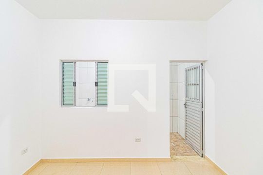 Quarto 1 de casa para alugar com 2 quartos, 100m² em Jardim das Esmeraldas, São Paulo
