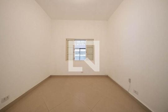 Suíte 1 de casa à venda com 3 quartos, 220m² em Vila Talarico, São Paulo