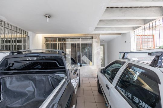 Garagem de casa à venda com 3 quartos, 121m² em Vila Carrao, São Paulo