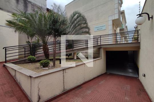 Casa de Condomínio para alugar com 2 quartos, 97m² em Vila Ré, São Paulo