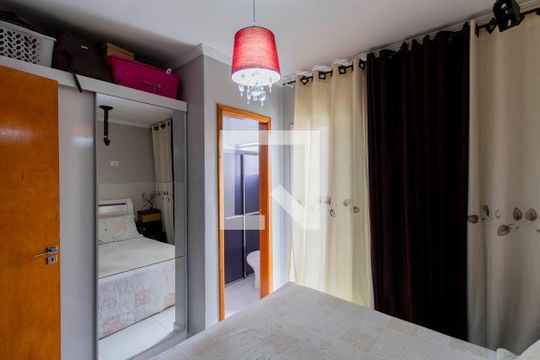 Suíte 1 de casa de condomínio para alugar com 2 quartos, 97m² em Vila Ré, São Paulo