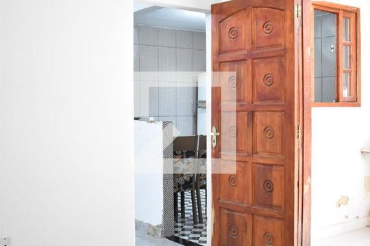 Sala de casa para alugar com 2 quartos, 100m² em Guaratiba, Rio de Janeiro