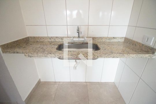 cozinha de apartamento à venda com 2 quartos, 37m² em Vila Gustavo, São Paulo