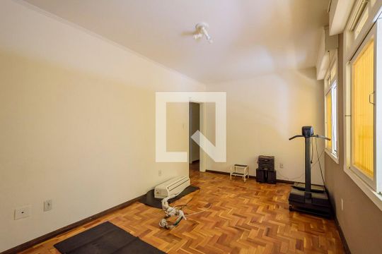 Quarto 1 de casa para alugar com 4 quartos, 205m² em Tristeza, Porto Alegre