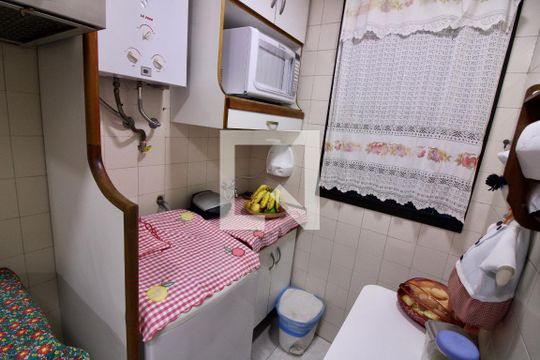 Área de Serviço de apartamento para alugar com 2 quartos, 188m² em Recreio dos Bandeirantes, Rio de Janeiro