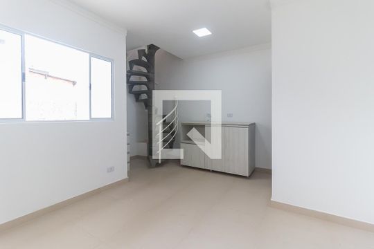 Cozinha de casa para alugar com 1 quarto, 50m² em Jardim Esperança, Mogi das Cruzes