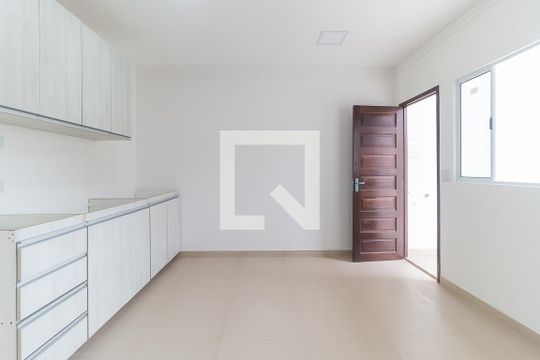 Cozinha de casa para alugar com 1 quarto, 50m² em Jardim Esperança, Mogi das Cruzes