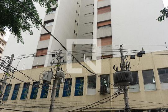 Fachada de apartamento para alugar com 1 quarto, 51m² em Bela Vista, São Paulo
