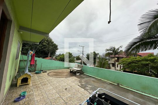 Área externa de casa à venda com 2 quartos, 240m² em Canudos, Novo Hamburgo