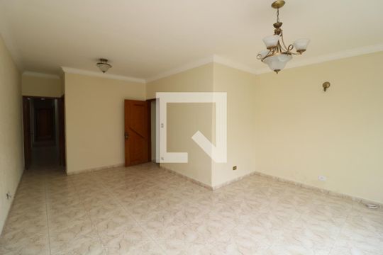 Casa para alugar com 4 quartos, 134m² em Chácara Mafalda, São Paulo