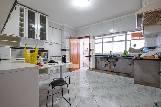 Cozinha de apartamento à venda com 3 quartos, 200m² em Paraíso, São Paulo