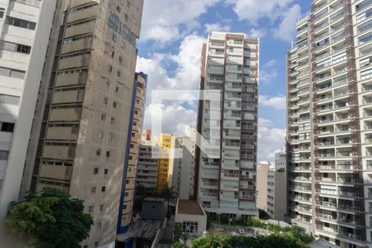 Vista da Sala de kitnet/studio à venda com 1 quarto, 37m² em Bela Vista, São Paulo