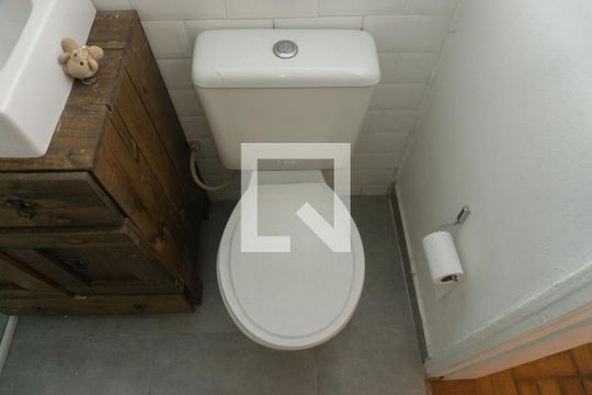 Banheiro de kitnet/studio à venda com 1 quarto, 37m² em Bela Vista, São Paulo