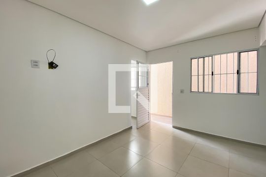 Casa para alugar com 1 quarto, 49m² em Jardim das Flores, Osasco