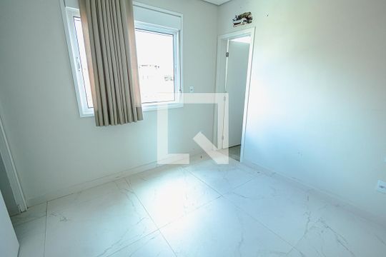 Quarto 1 de apartamento para alugar com 3 quartos, 91m² em Itapoã, Belo Horizonte