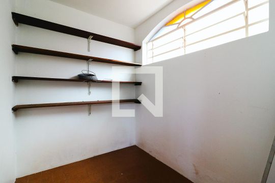 Despensa de casa para alugar com 3 quartos, 250m² em Jardim Paulista I, Jundiaí