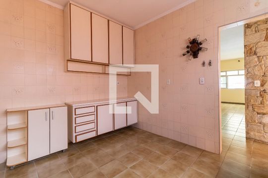 Cozinha de casa à venda com 3 quartos, 200m² em Vila Moinho Velho, São Paulo