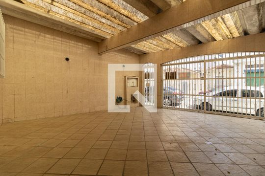 Garagem de casa à venda com 3 quartos, 200m² em Vila Moinho Velho, São Paulo