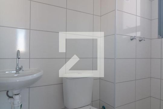 Banheiro de kitnet/studio à venda com 2 quartos, 45m² em Mooca, São Paulo