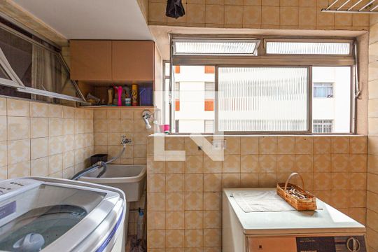 Área de Serviço de apartamento à venda com 3 quartos, 88m² em Vila Ipojuca, São Paulo