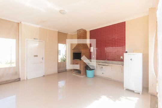 Área comum - Churrasqueira de apartamento para alugar com 2 quartos, 48m² em Vila Mogilar, Mogi das Cruzes
