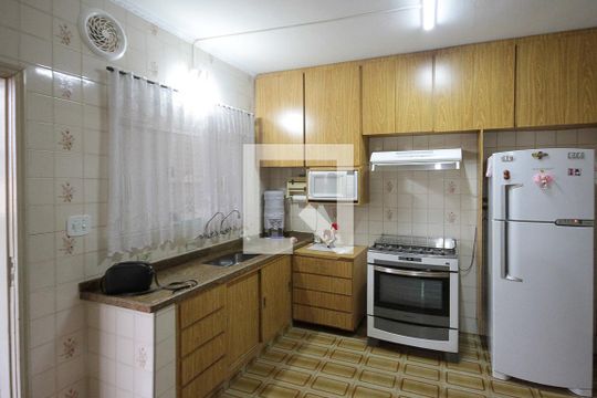 Cozinha de casa à venda com 3 quartos, 360m² em Chácara Mafalda, São Paulo