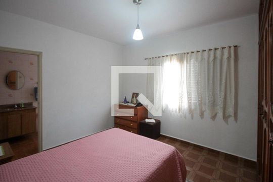 Suite de casa à venda com 3 quartos, 360m² em Chácara Mafalda, São Paulo